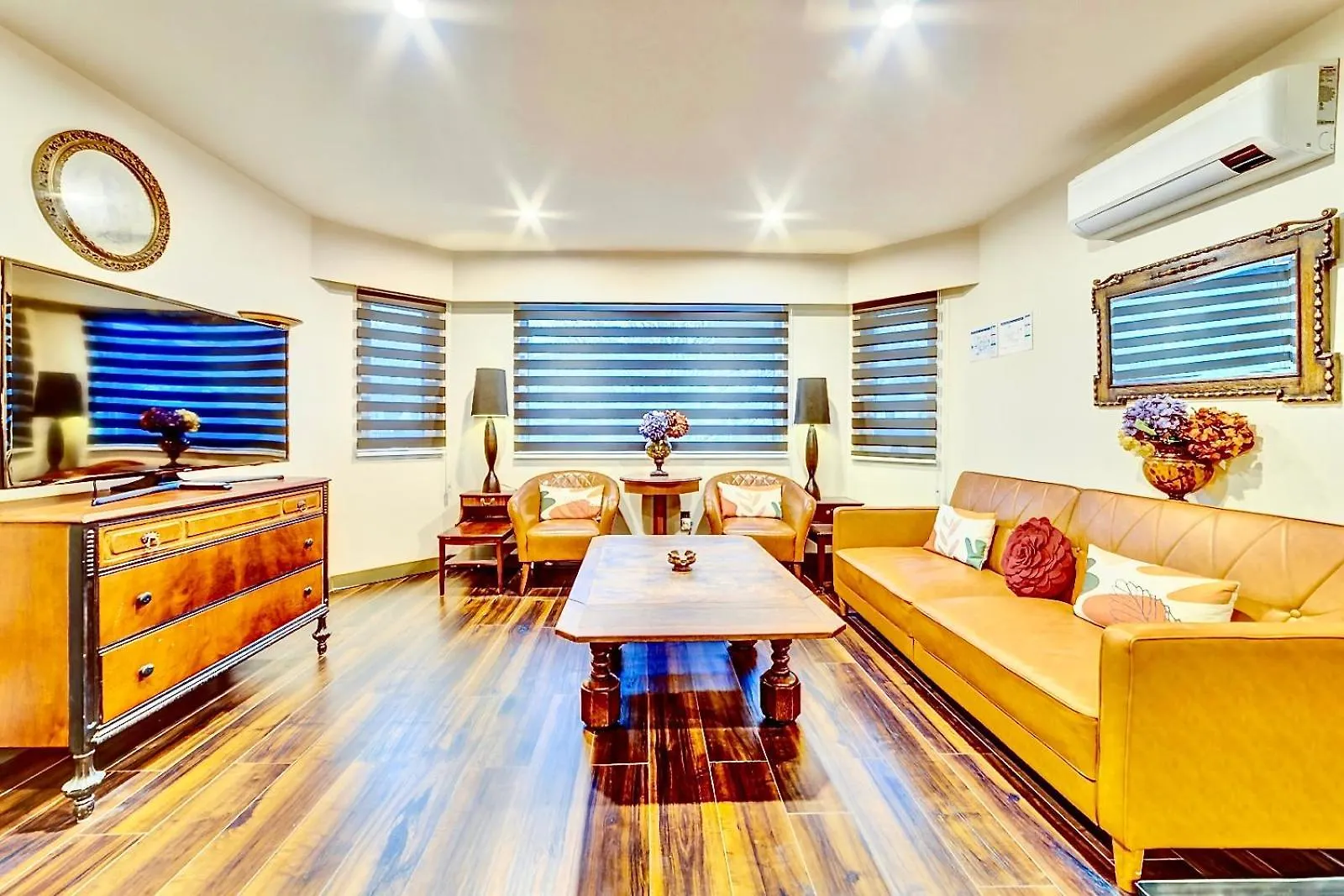Neocolonial Nouveau Kensington Vacation Home فانكوفر بيت ضيافة