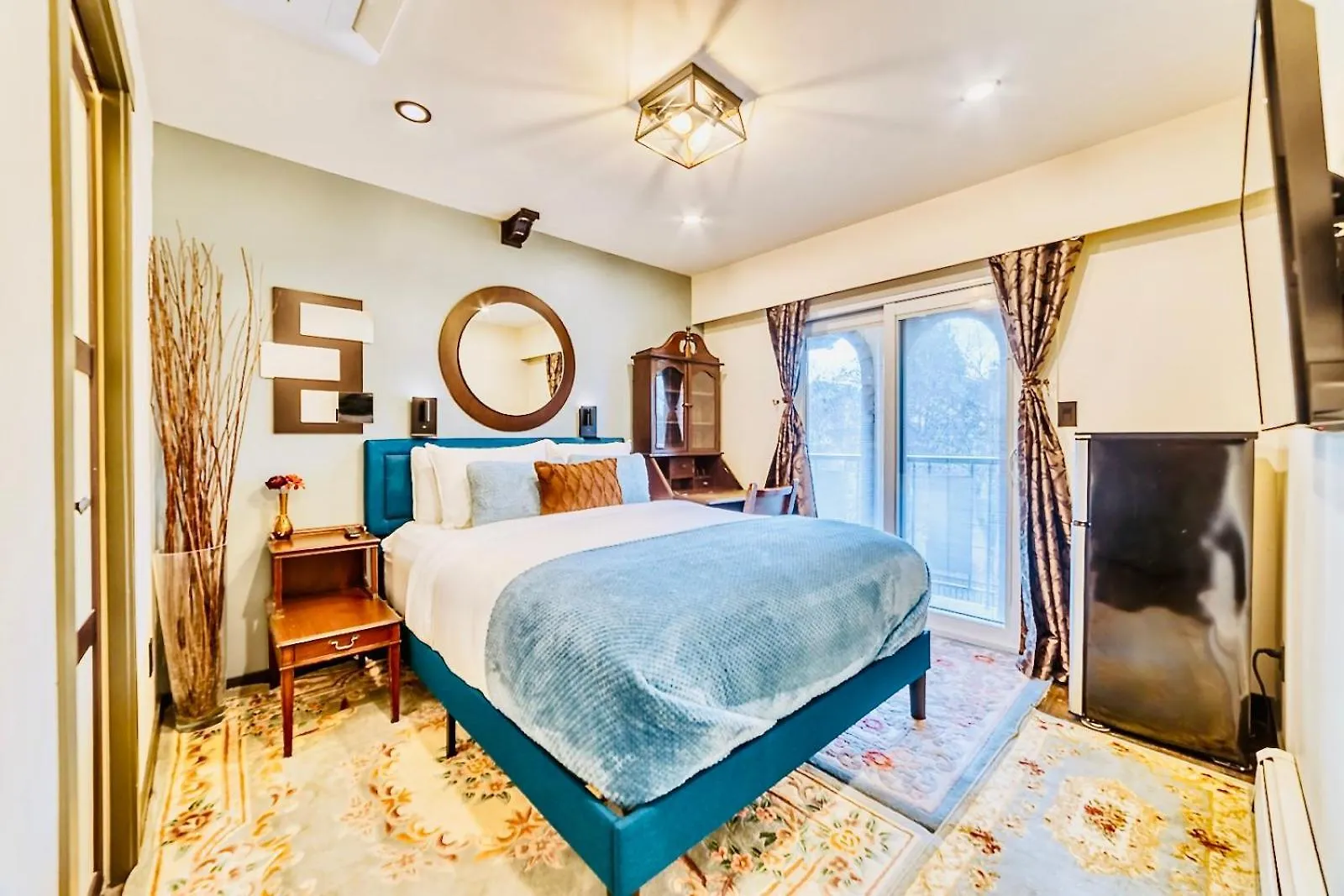 Neocolonial Nouveau Kensington Vacation Home فانكوفر بيت ضيافة