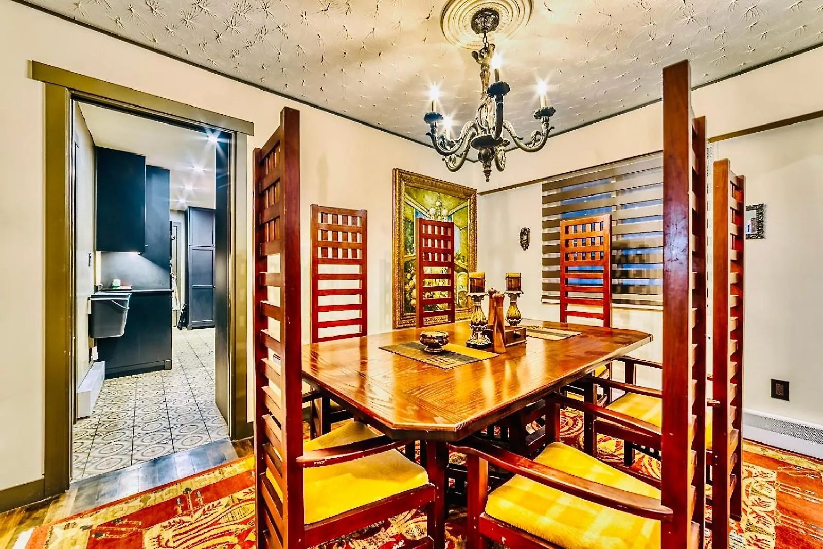 Neocolonial Nouveau Kensington Vacation Home فانكوفر 0*,  كندا